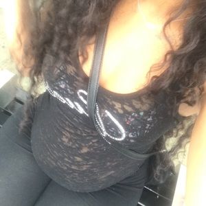 Meet your Posher, Moquana